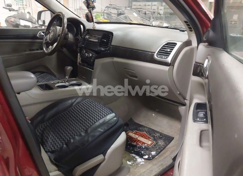 Photo 5 of 2012 Jeep Grand CHEROKEE LAREDO (VIN 1C4RJFAG6CC139880)