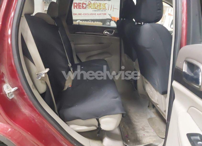 Photo 8 of 2012 Jeep Grand CHEROKEE LAREDO (VIN 1C4RJFAG6CC139880)