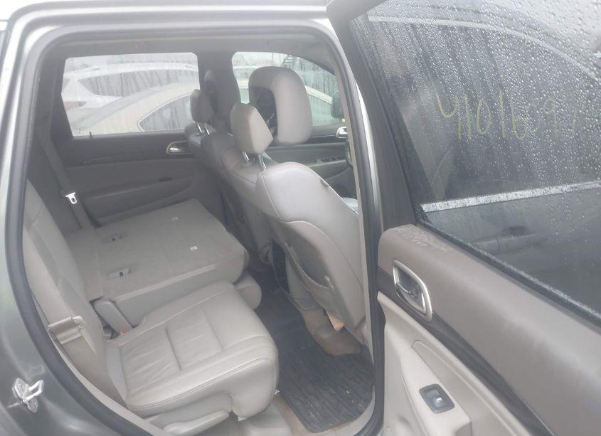 Photo 8 of 2012 Jeep Grand CHEROKEE LAREDO (VIN 1C4RJFAG6CC165380)