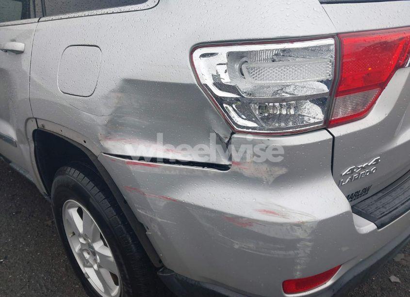 Photo 17 of 2012 Jeep Grand CHEROKEE LAREDO (VIN 1C4RJFAG6CC226260)