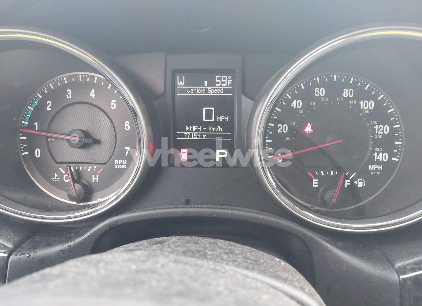 Photo 7 of 2012 Jeep Grand CHEROKEE LAREDO (VIN 1C4RJFAG6CC226260)