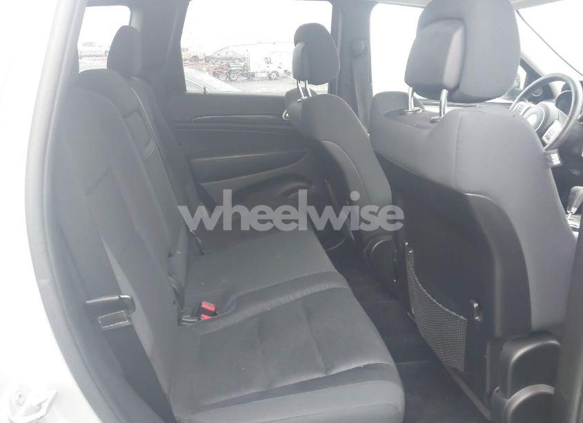 Photo 8 of 2012 Jeep Grand CHEROKEE LAREDO (VIN 1C4RJFAG6CC226260)