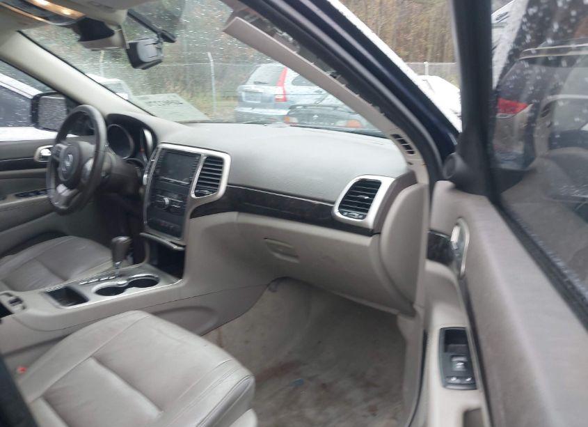 Photo 5 of 2012 Jeep Grand CHEROKEE LAREDO (VIN 1C4RJFAG6CC227294)