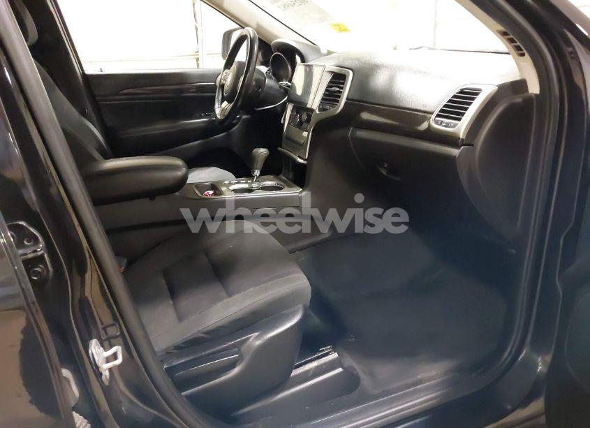 Photo 5 of 2012 Jeep Grand CHEROKEE LAREDO (VIN 1C4RJFAG6CC289052)