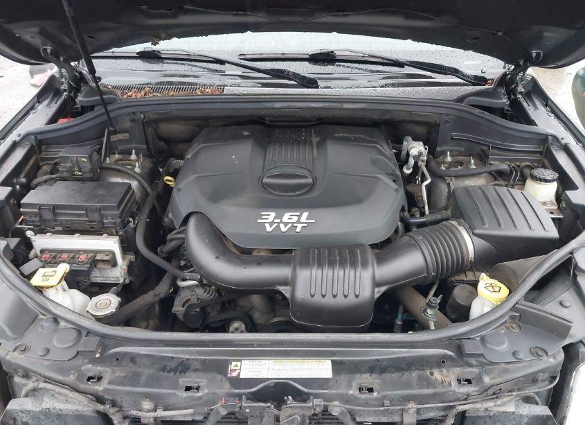 Photo 10 of 2013 Jeep Grand CHEROKEE LAREDO (VIN 1C4RJFAG6DC505810)