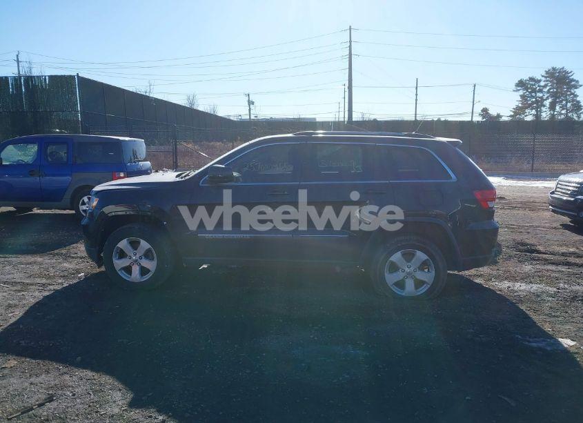 Photo 14 of 2013 Jeep Grand CHEROKEE LAREDO (VIN 1C4RJFAG6DC556465)