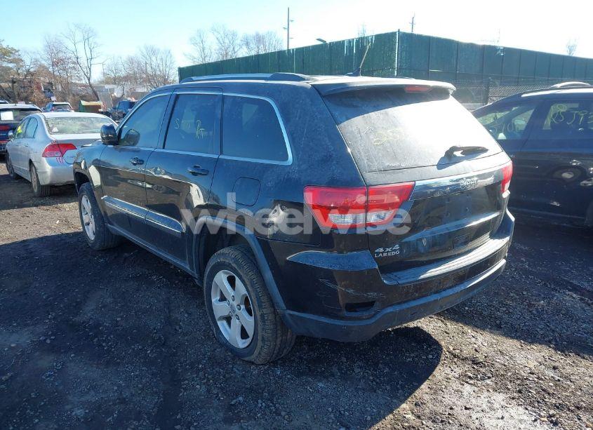 Photo 3 of 2013 Jeep Grand CHEROKEE LAREDO (VIN 1C4RJFAG6DC556465)
