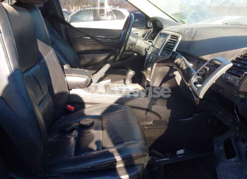 Photo 5 of 2013 Jeep Grand CHEROKEE LAREDO (VIN 1C4RJFAG6DC556465)