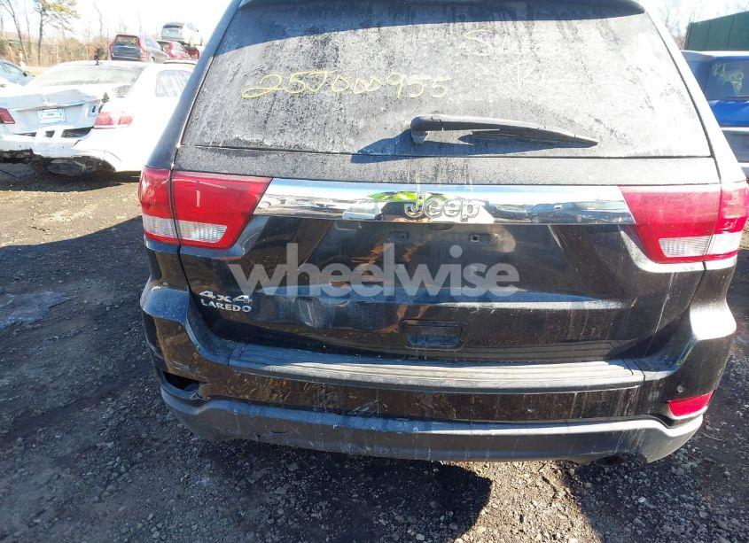 Photo 6 of 2013 Jeep Grand CHEROKEE LAREDO (VIN 1C4RJFAG6DC556465)