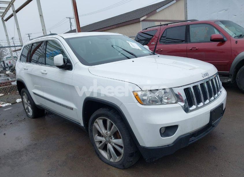 2013 Jeep Grand CHEROKEE LAREDO (VIN 1C4RJFAG6DC557163) main photo