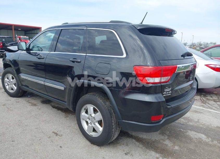 Photo 3 of 2013 Jeep Grand CHEROKEE LAREDO (VIN 1C4RJFAG6DC581365)