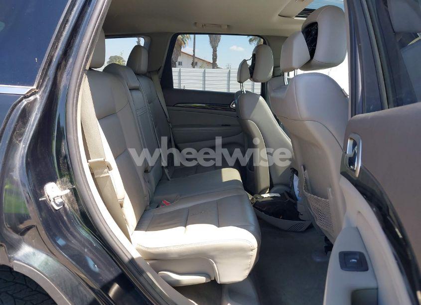 Photo 8 of 2013 Jeep Grand CHEROKEE LAREDO (VIN 1C4RJFAG6DC609925)