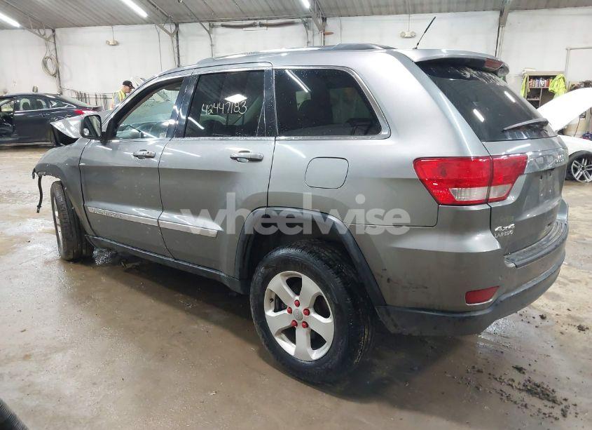 Photo 3 of 2013 Jeep Grand CHEROKEE LAREDO (VIN 1C4RJFAG6DC611920)