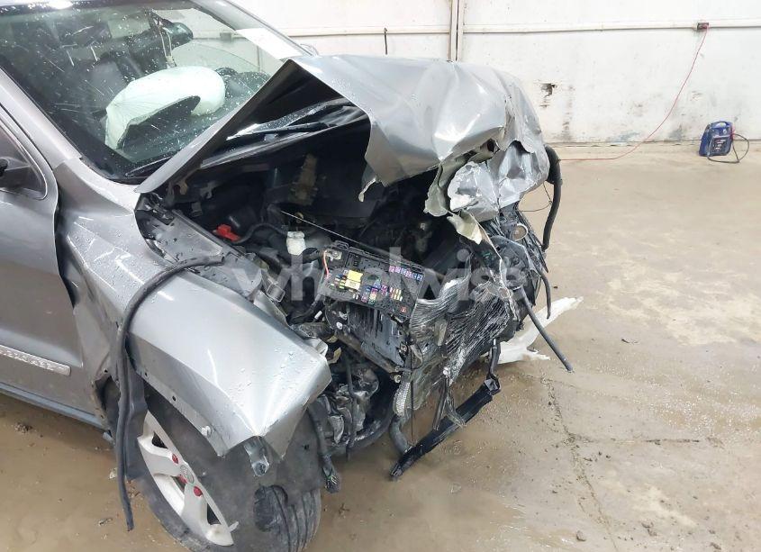 Photo 6 of 2013 Jeep Grand CHEROKEE LAREDO (VIN 1C4RJFAG6DC611920)