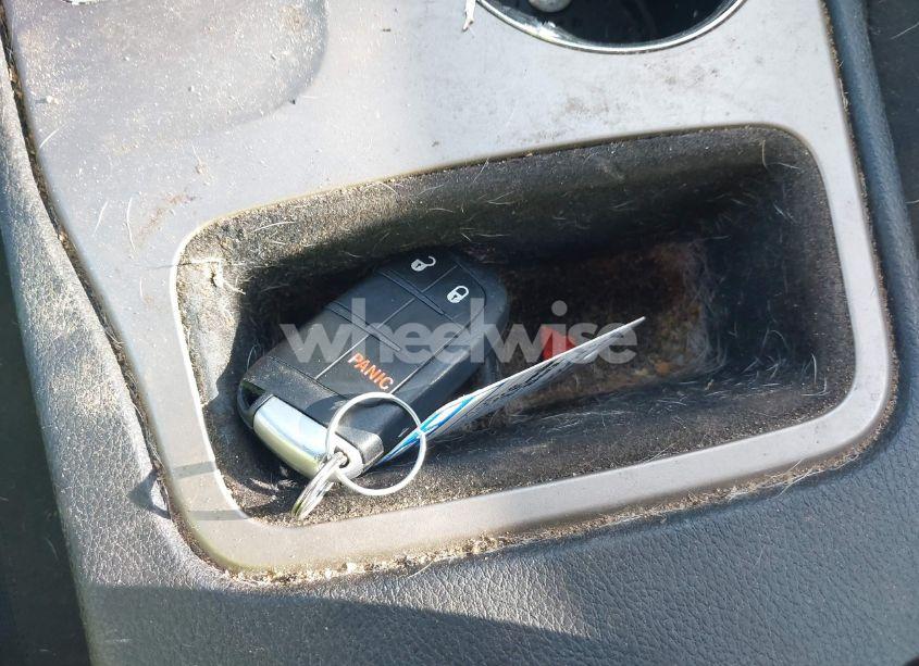 Photo 11 of 2014 Jeep Grand CHEROKEE LAREDO (VIN 1C4RJFAG6EC226701)