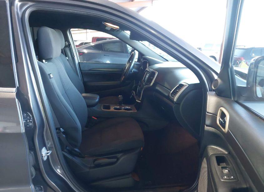 Photo 5 of 2014 Jeep Grand CHEROKEE LAREDO (VIN 1C4RJFAG6EC356218)