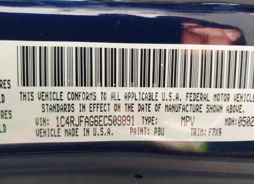 Photo 9 of 2014 Jeep Grand CHEROKEE LAREDO (VIN 1C4RJFAG6EC509891)