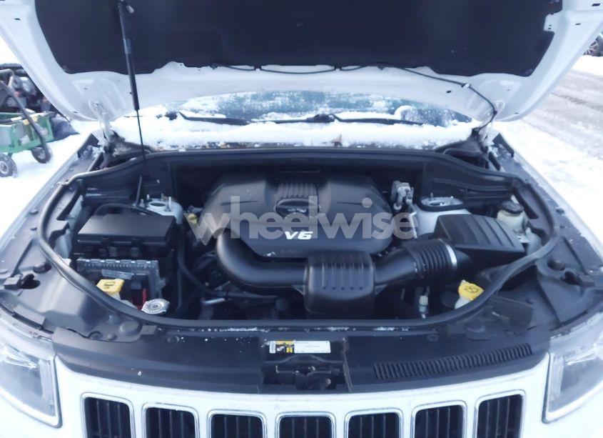 Photo 10 of 2015 Jeep Grand CHEROKEE LAREDO (VIN 1C4RJFAG6FC131038)