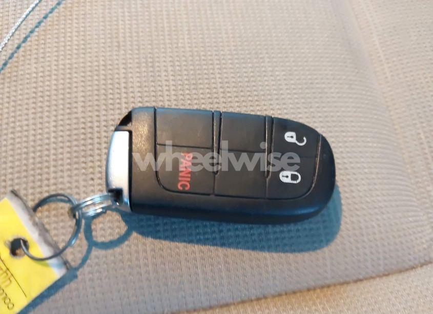 Photo 11 of 2015 Jeep Grand CHEROKEE LAREDO (VIN 1C4RJFAG6FC131038)