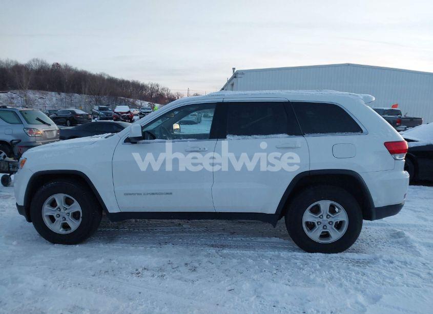 Photo 14 of 2015 Jeep Grand CHEROKEE LAREDO (VIN 1C4RJFAG6FC131038)