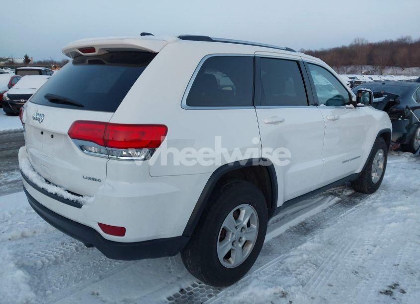 Photo 4 of 2015 Jeep Grand CHEROKEE LAREDO (VIN 1C4RJFAG6FC131038)