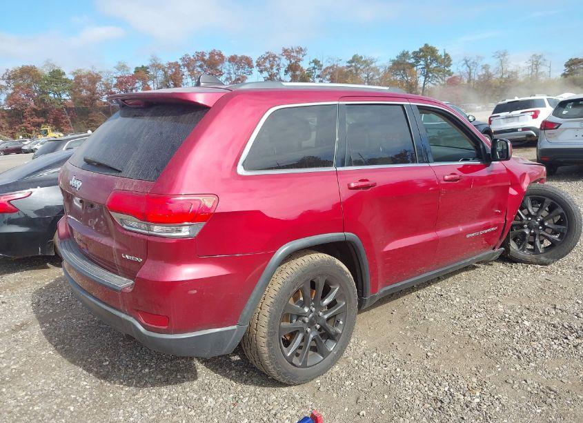 Photo 4 of 2015 Jeep Grand CHEROKEE LAREDO (VIN 1C4RJFAG6FC675703)