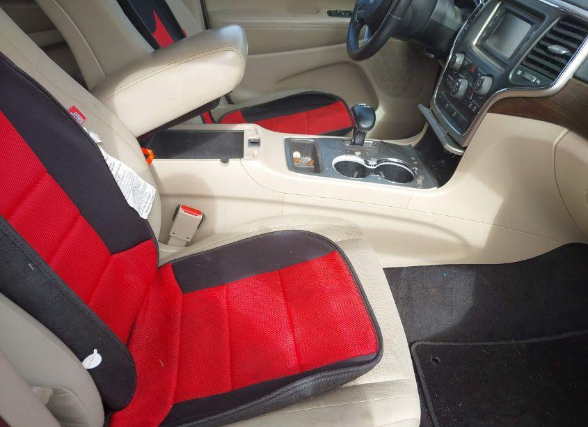 Photo 5 of 2015 Jeep Grand CHEROKEE LAREDO (VIN 1C4RJFAG6FC675703)