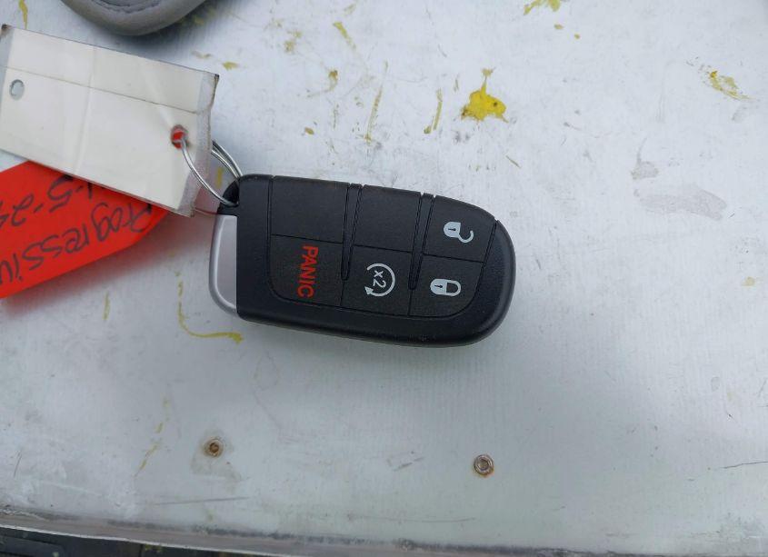 Photo 11 of 2015 Jeep Grand CHEROKEE ALTITUDE (VIN 1C4RJFAG6FC894175)