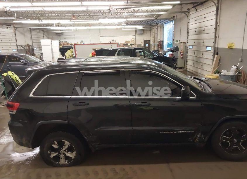 Photo 13 of 2015 Jeep Grand CHEROKEE LAREDO (VIN 1C4RJFAG6FC905823)