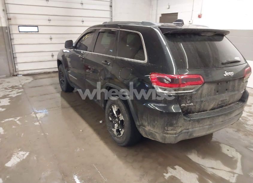 Photo 3 of 2015 Jeep Grand CHEROKEE LAREDO (VIN 1C4RJFAG6FC905823)