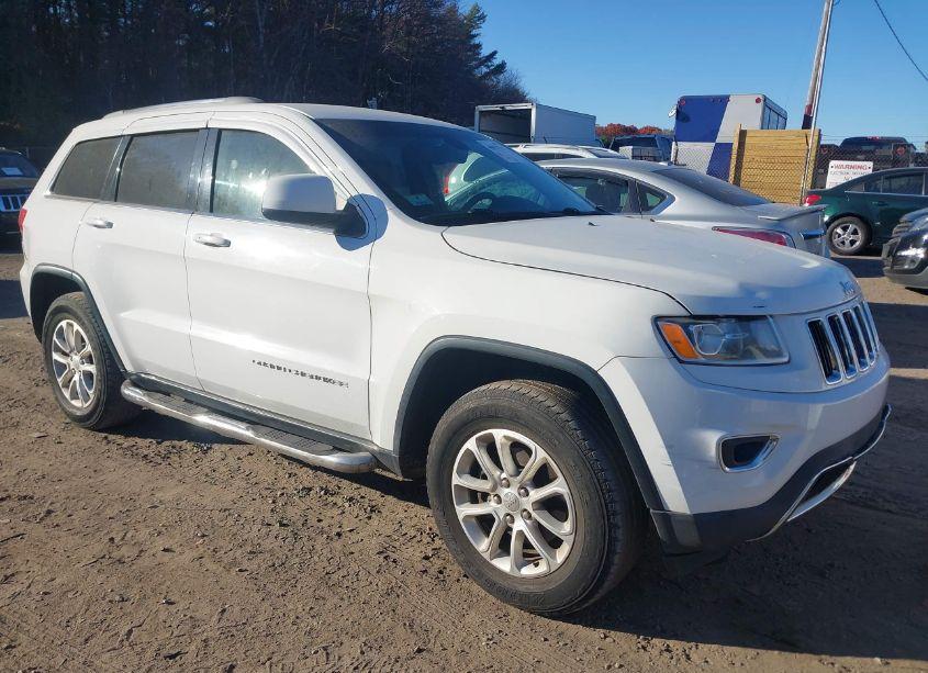 2015 Jeep Grand CHEROKEE LAREDO (VIN 1C4RJFAG6FC914196) main photo