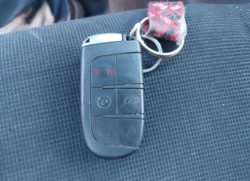 Photo 11 of 2015 Jeep Grand CHEROKEE LAREDO (VIN 1C4RJFAG6FC914196)