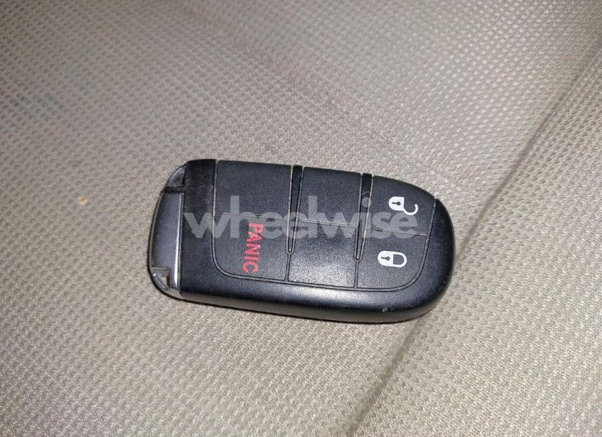 Photo 11 of 2016 Jeep Grand CHEROKEE LAREDO (VIN 1C4RJFAG6GC313257)