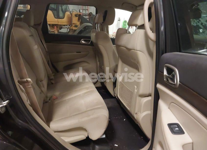 Photo 8 of 2016 Jeep Grand CHEROKEE LAREDO (VIN 1C4RJFAG6GC313257)