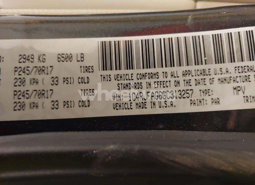 Photo 9 of 2016 Jeep Grand CHEROKEE LAREDO (VIN 1C4RJFAG6GC313257)