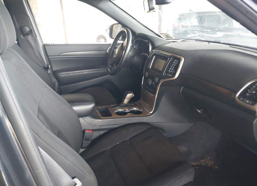 Photo 5 of 2016 Jeep Grand CHEROKEE LAREDO (VIN 1C4RJFAG6GC355394)