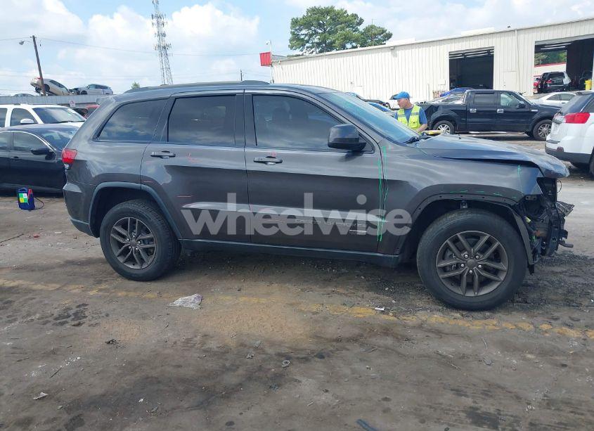 Photo 13 of 2016 Jeep Grand CHEROKEE 75TH ANNIVERSARY (VIN 1C4RJFAG6GC359865)