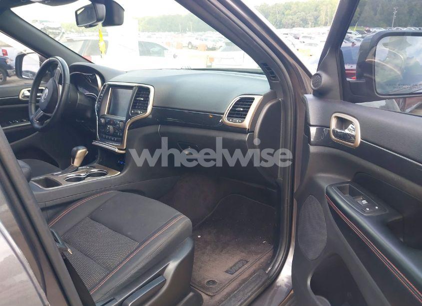 Photo 5 of 2016 Jeep Grand CHEROKEE 75TH ANNIVERSARY (VIN 1C4RJFAG6GC359865)