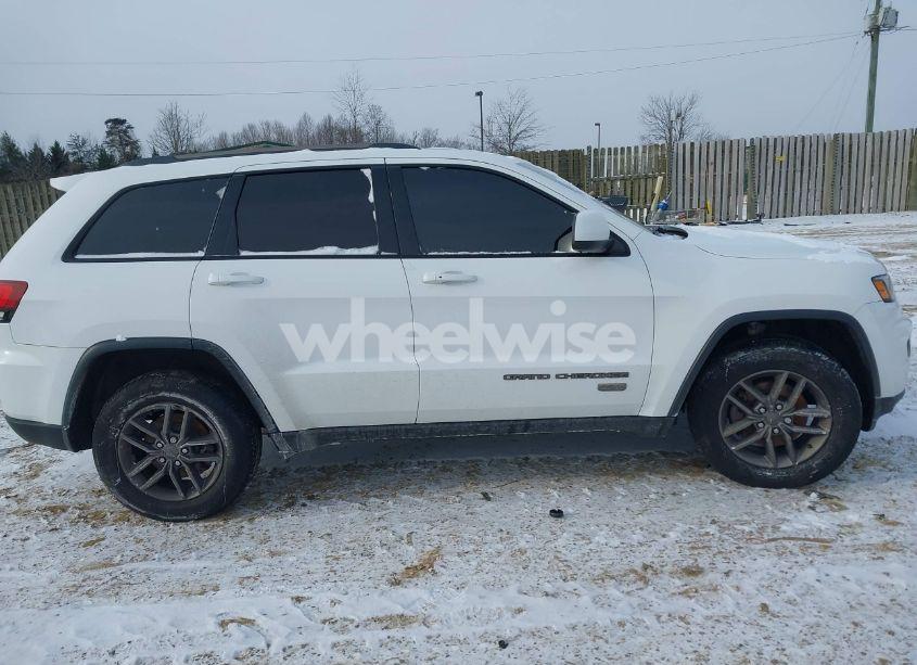 Photo 13 of 2017 Jeep Grand CHEROKEE 75TH ANNIVERSARY EDITION 4X4 (VIN 1C4RJFAG6HC662582)