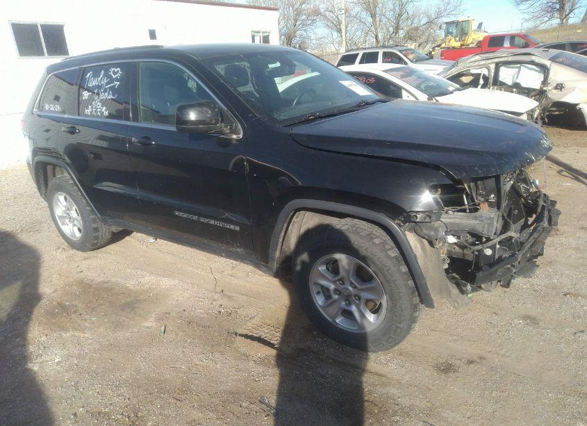 2017 Jeep Grand CHEROKEE LAREDO 4X4 (VIN 1C4RJFAG6HC706533) main photo