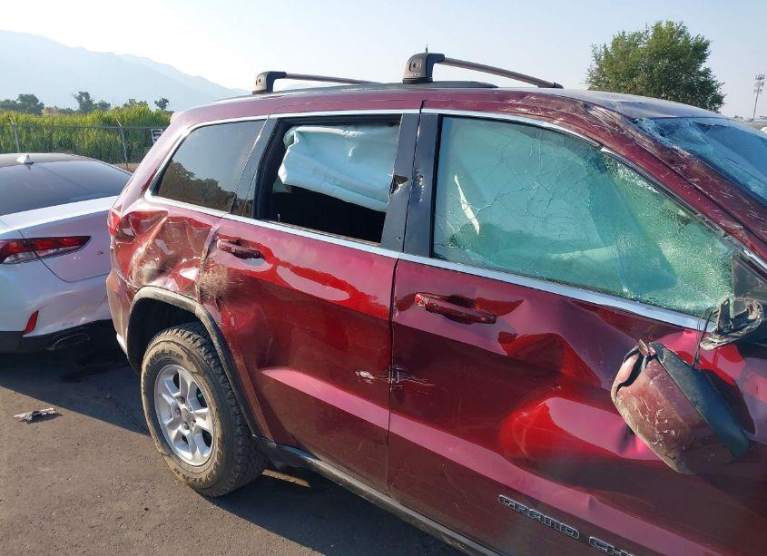 Photo 20 of 2017 Jeep Grand CHEROKEE LAREDO 4X4 (VIN 1C4RJFAG6HC915237)