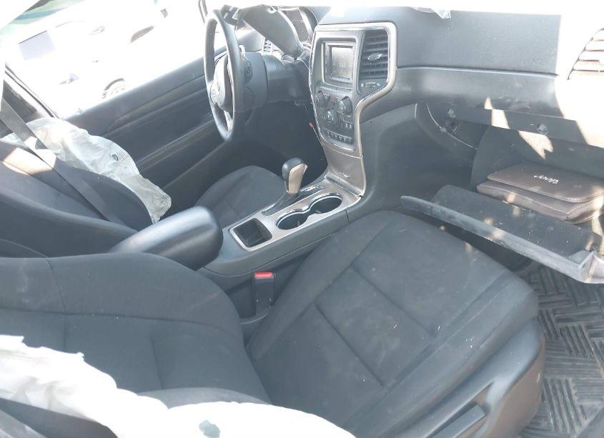 Photo 5 of 2017 Jeep Grand CHEROKEE LAREDO 4X4 (VIN 1C4RJFAG6HC915237)