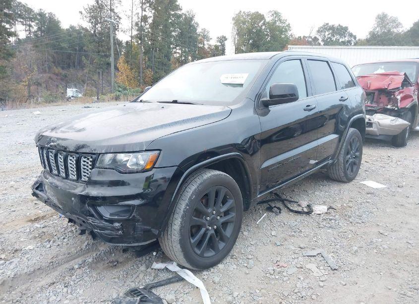 Photo 2 of 2018 Jeep Grand CHEROKEE ALTITUDE 4X4 (VIN 1C4RJFAG6JC102972)