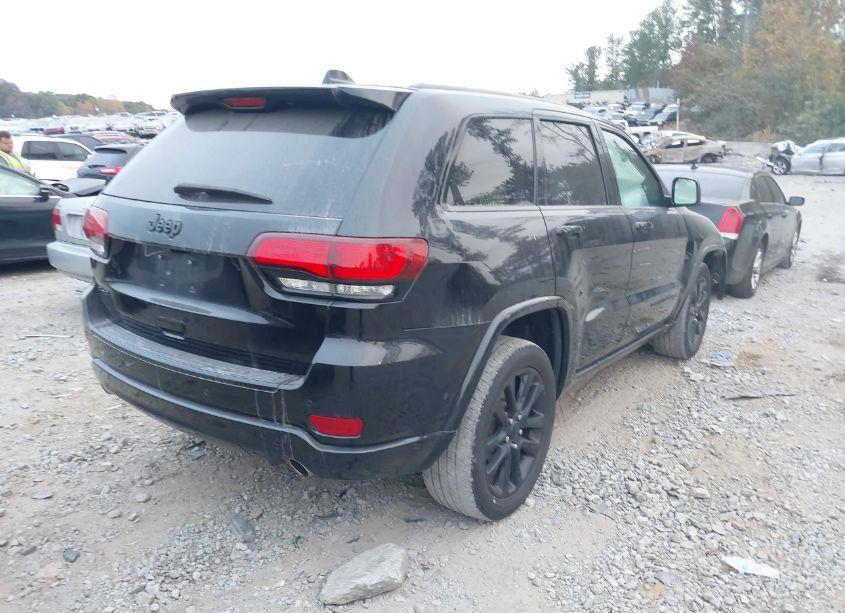 Photo 4 of 2018 Jeep Grand CHEROKEE ALTITUDE 4X4 (VIN 1C4RJFAG6JC102972)