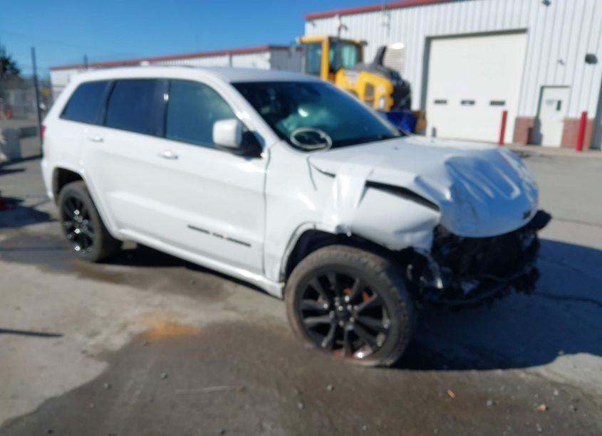 2018 Jeep Grand CHEROKEE ALTITUDE 4X4 (VIN 1C4RJFAG6JC178966) main photo