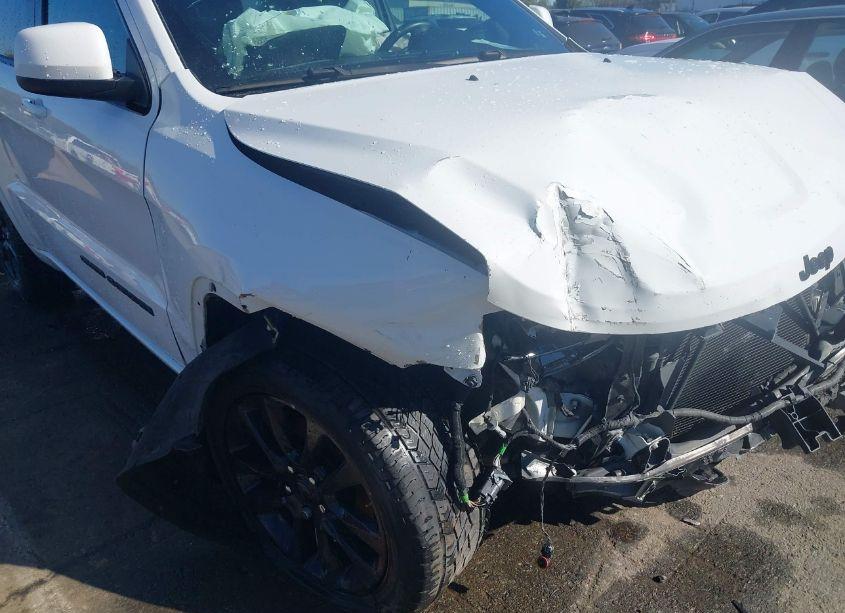 Photo 17 of 2018 Jeep Grand CHEROKEE ALTITUDE 4X4 (VIN 1C4RJFAG6JC178966)