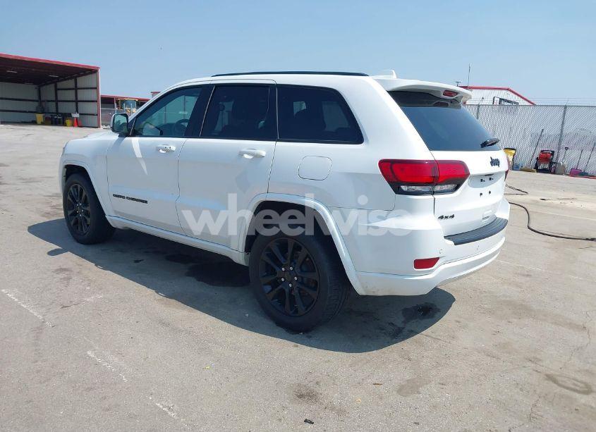 Photo 3 of 2018 Jeep Grand CHEROKEE ALTITUDE 4X4 (VIN 1C4RJFAG6JC211805)