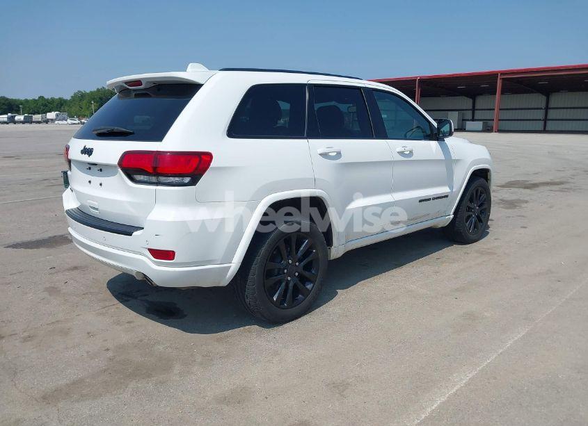 Photo 4 of 2018 Jeep Grand CHEROKEE ALTITUDE 4X4 (VIN 1C4RJFAG6JC211805)