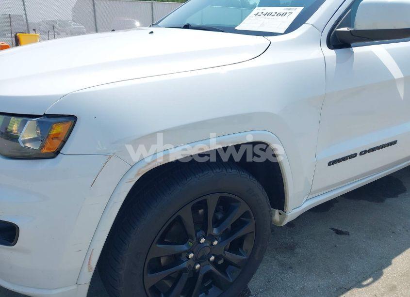 Photo 6 of 2018 Jeep Grand CHEROKEE ALTITUDE 4X4 (VIN 1C4RJFAG6JC211805)