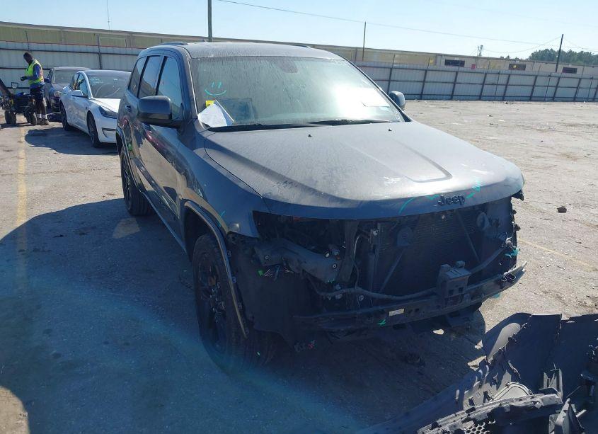 2018 Jeep Grand CHEROKEE ALTITUDE 4X4 (VIN 1C4RJFAG6JC245341) main photo